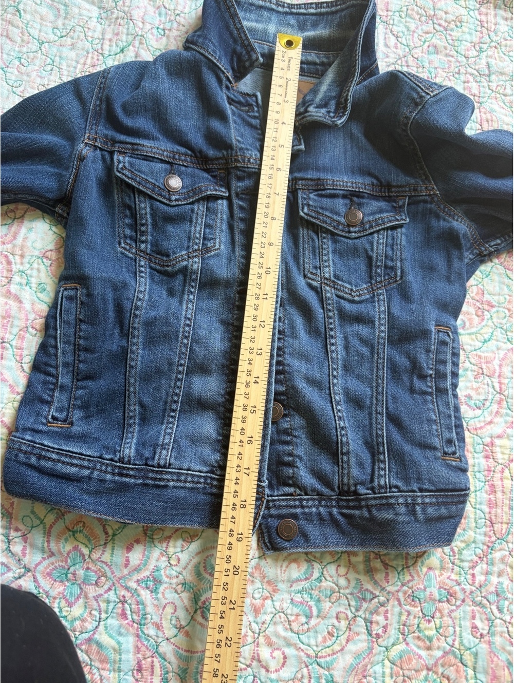 Size S American Eagle Outfitters Medium Wash Jean Jacket